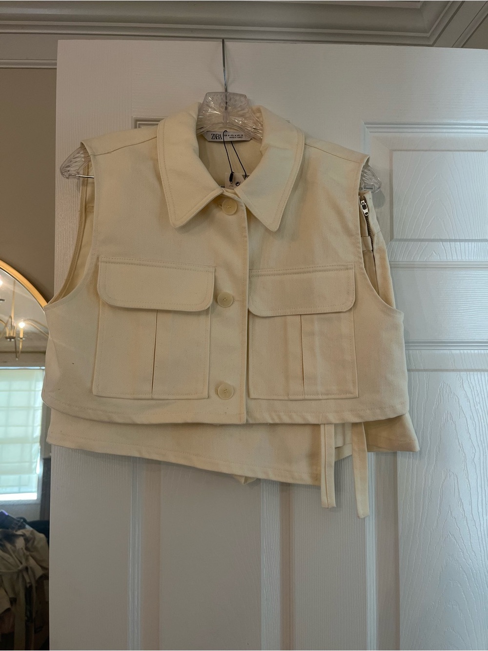 NWT Zara  Cream Co-Ord Utility Cropped Vest & skort set -top is M & skort is a S